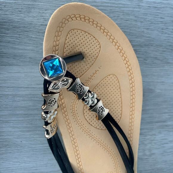 Dong k Flip flops sandals with blue jewel - Picture 8 of 8